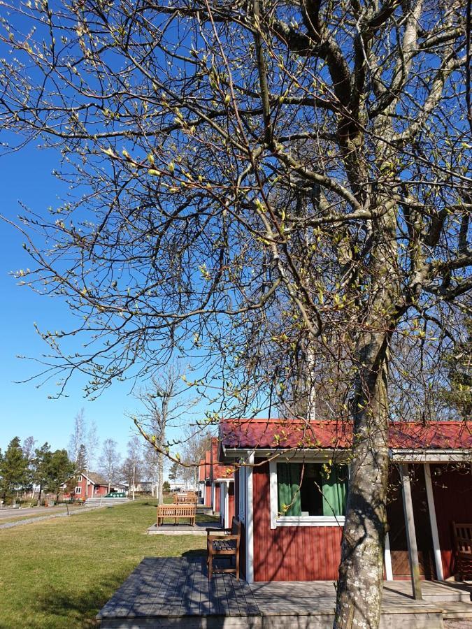 Askeviks Camping & Stugor Sjotorp Exterior photo